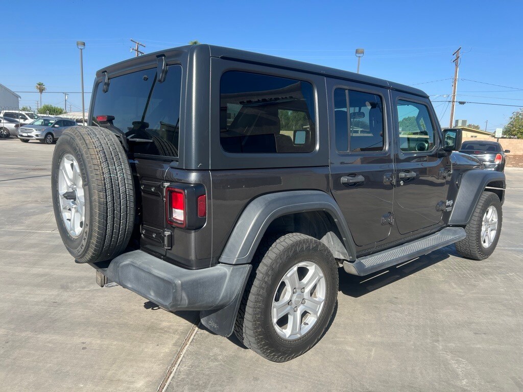 2018 Jeep Wrangler Unlimited Sport S photo 4