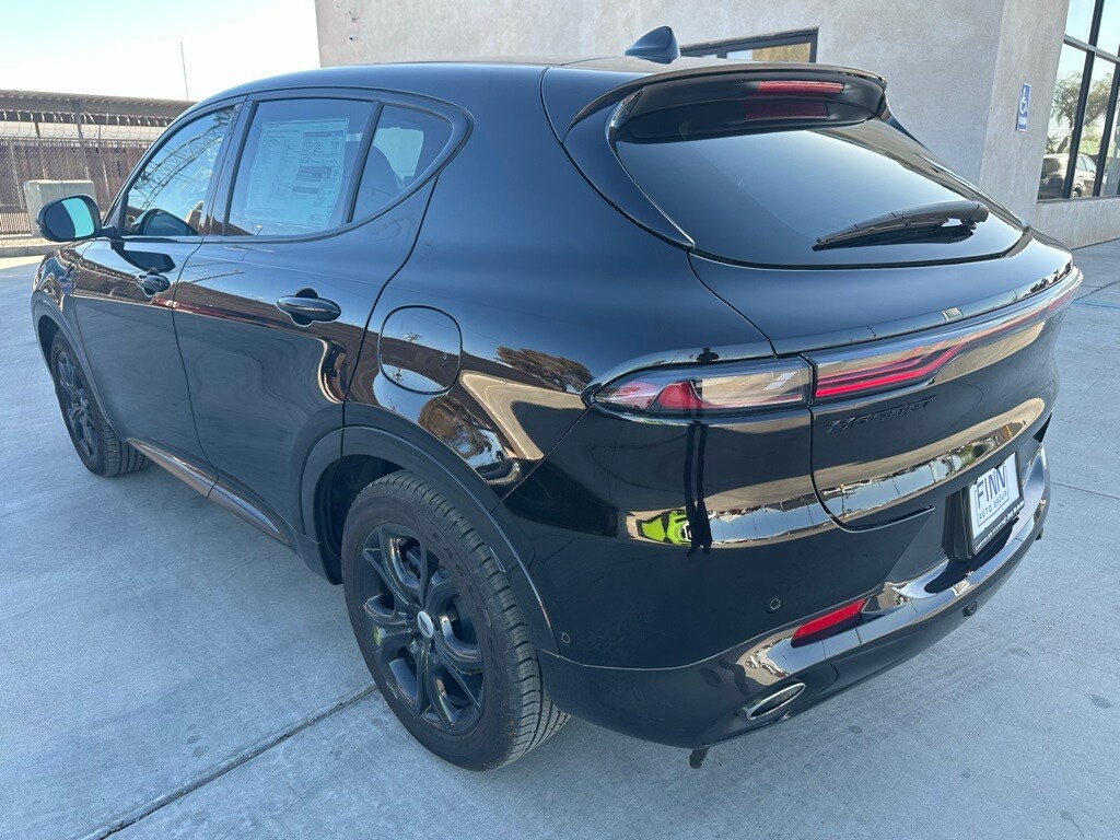 2024 Dodge Hornet R/T Plus photo 3