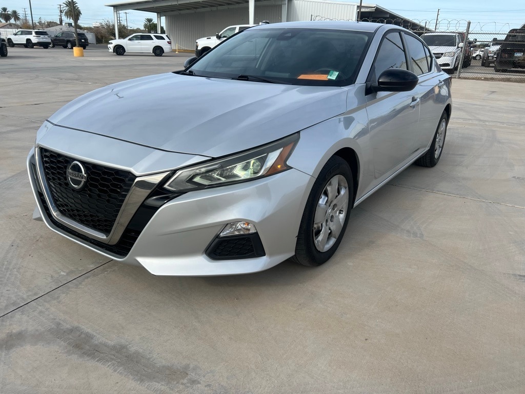 Used 2021 Nissan Altima 2.5 SR Sedan