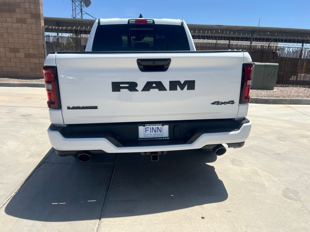 2025 Ram 1500 Laramie photo 4
