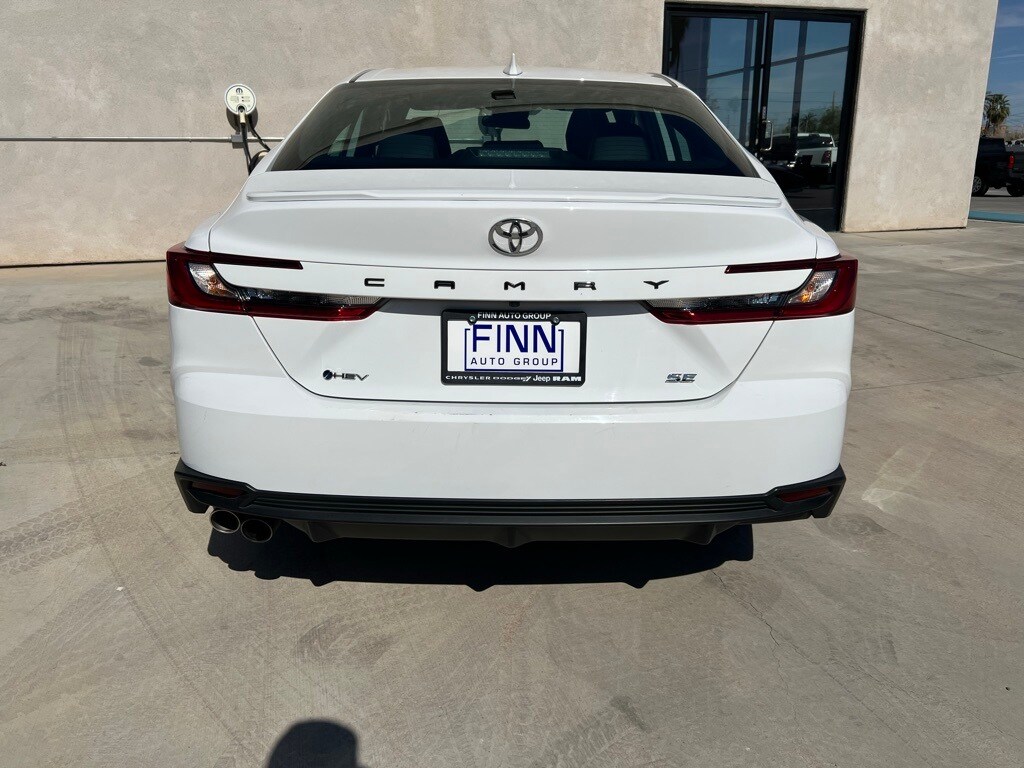 2025 Toyota Camry LE photo 4