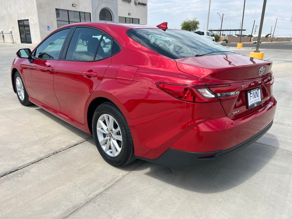 2025 Toyota Camry LE photo 2