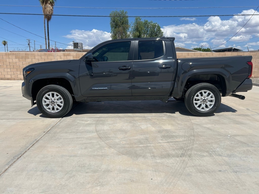 Used 2025 Toyota Tacoma SR5 with VIN 3TMLB5JN2SM139433 for sale in Blythe, CA