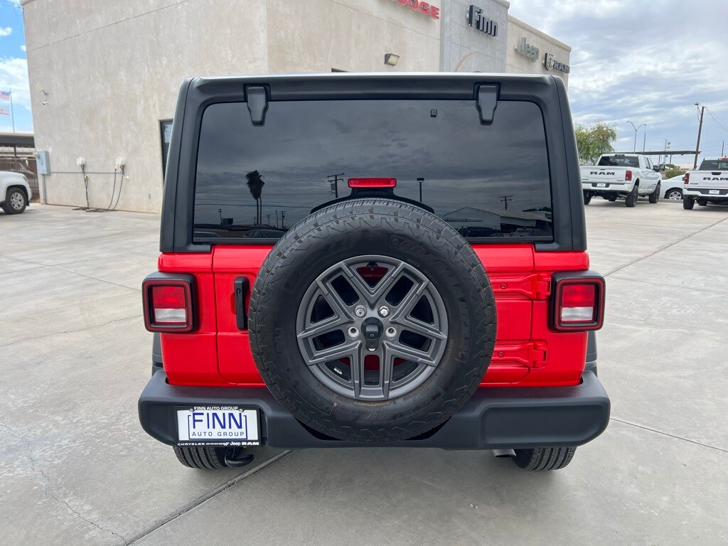 2024 Jeep Wrangler Sport S photo 4