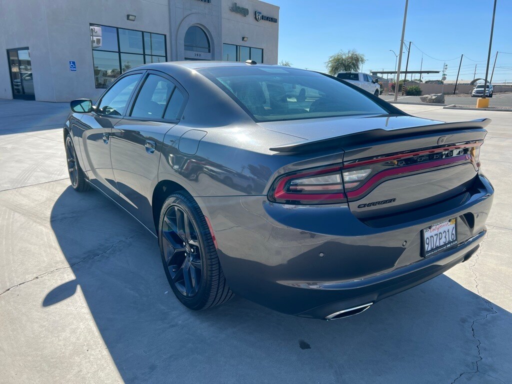 2022 Dodge Charger SXT photo 3