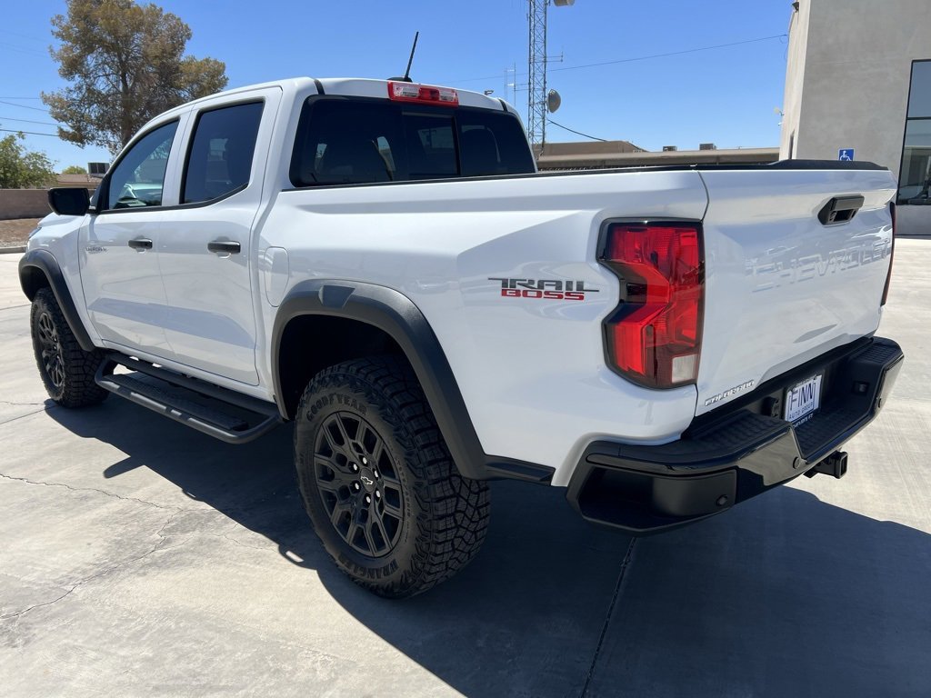 2026 Chevrolet Colorado Trail Boss photo 3