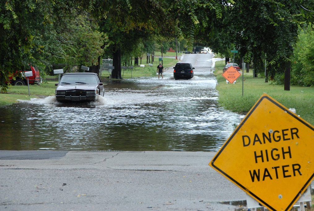 driving_in_flooding_conditions.jpg