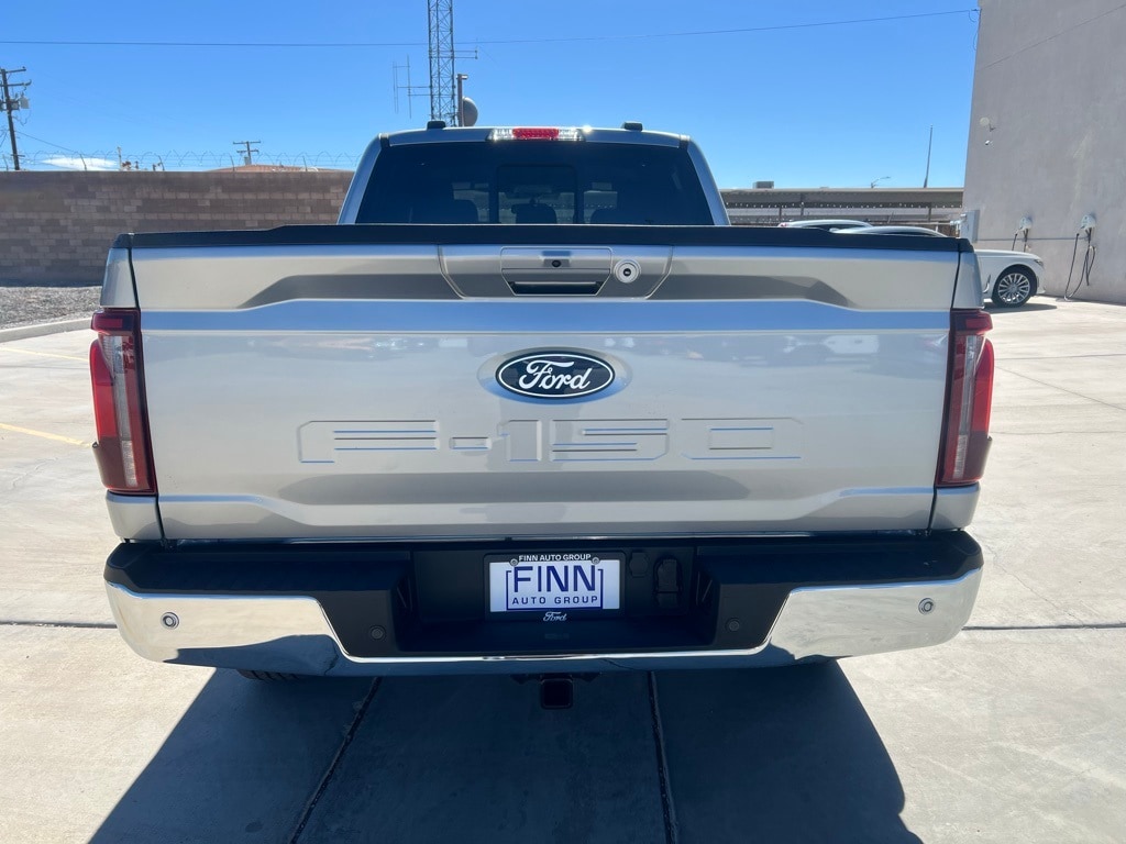 New 2025 Ford F-150 Lariat TRUCK