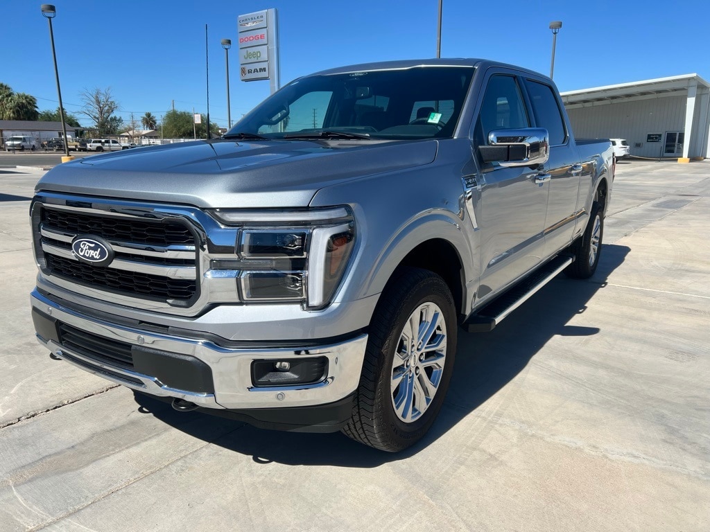 New 2025 Ford F-150 Lariat TRUCK