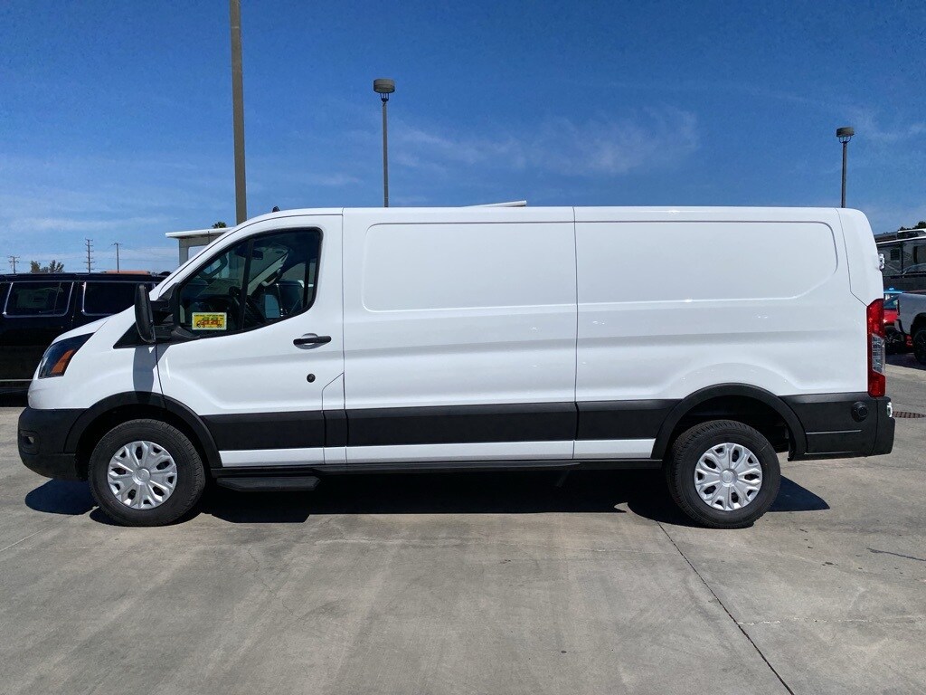 2024 Ford Transit photo 2