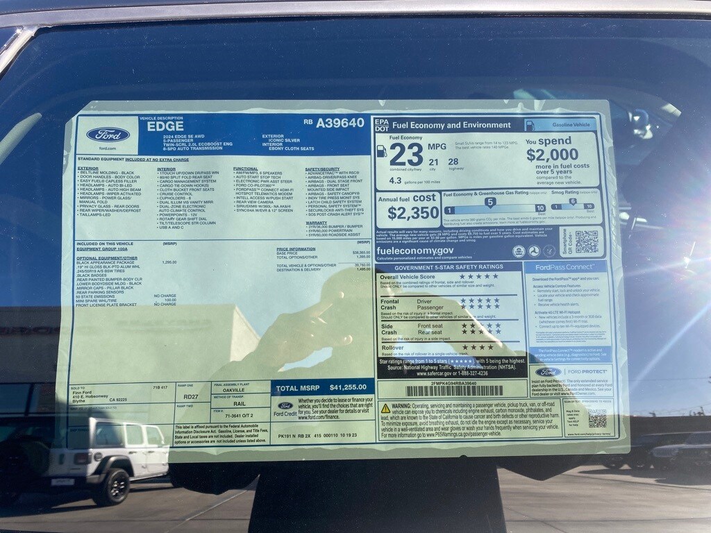 2024 Ford Edge SE photo 3