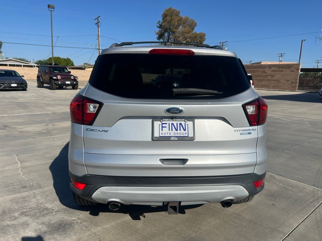 2019 Ford Escape Titanium photo 4