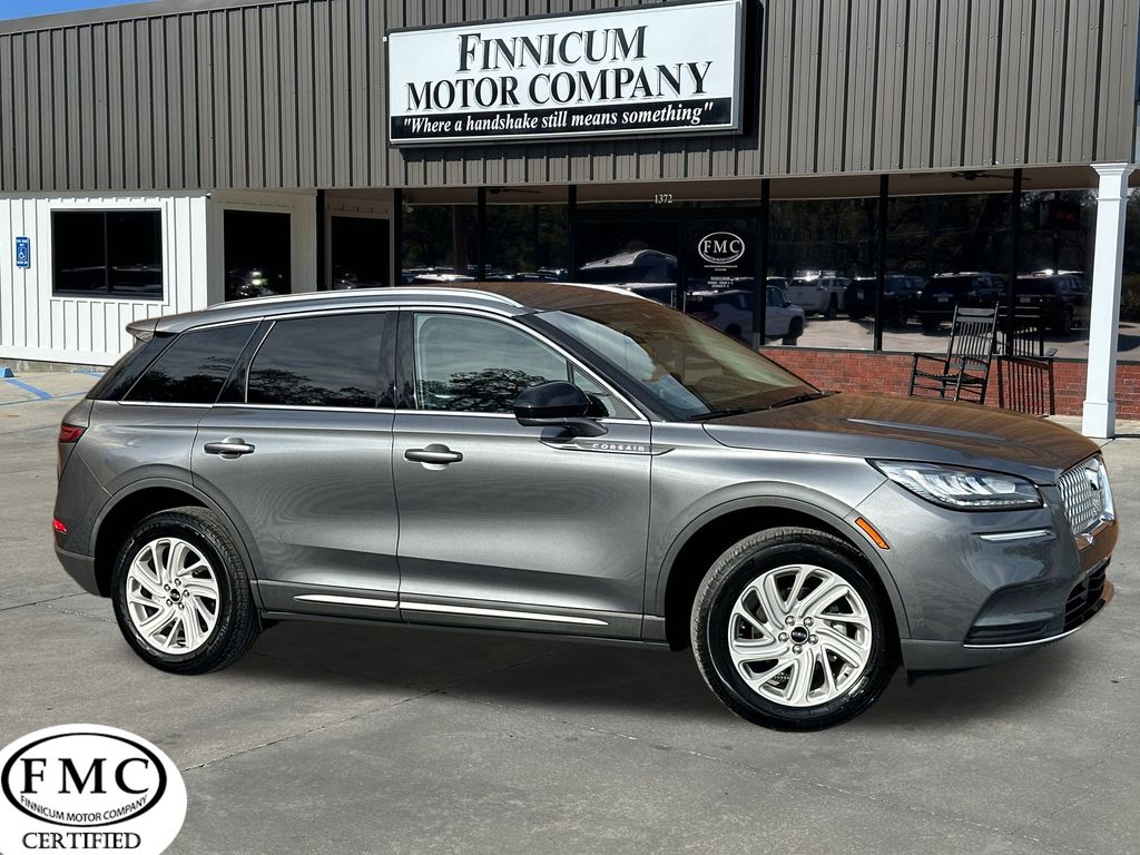 2022 Lincoln Corsair Base