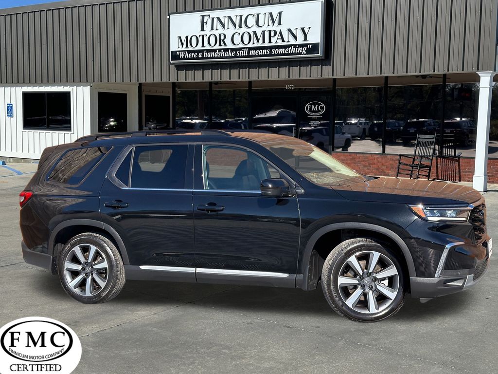 2024 Honda Pilot Touring's photo