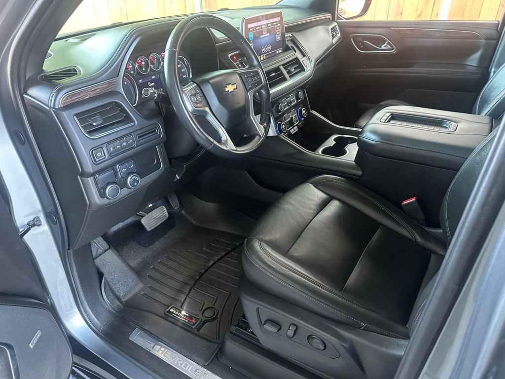 2021 Chevrolet Tahoe LT photo 2