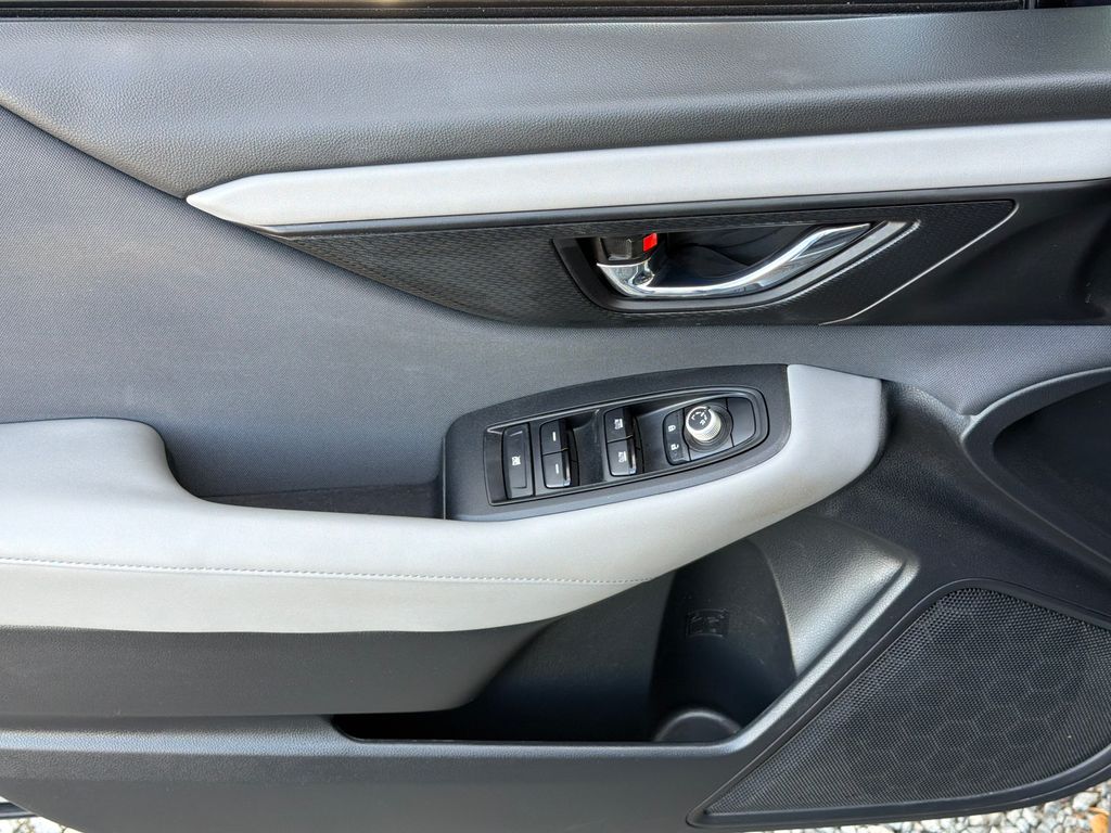 2022 Subaru Outback Premium photo 3
