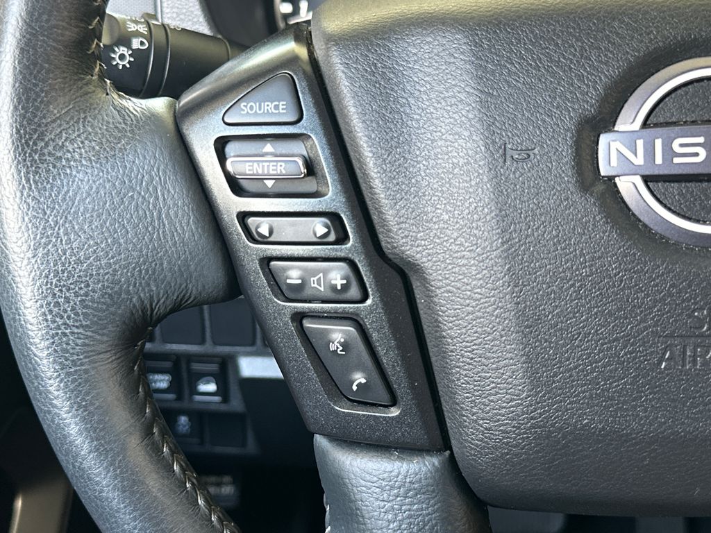 2023 Nissan Frontier SV photo 4