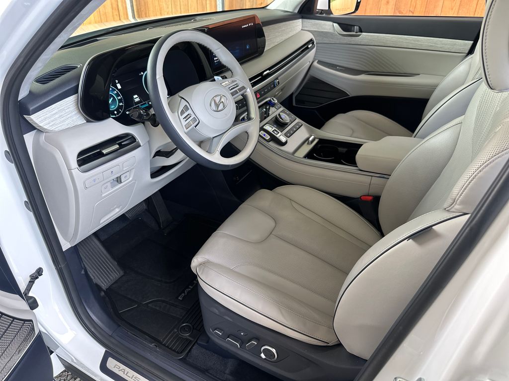 2024 Hyundai Palisade Calligraphy photo 2
