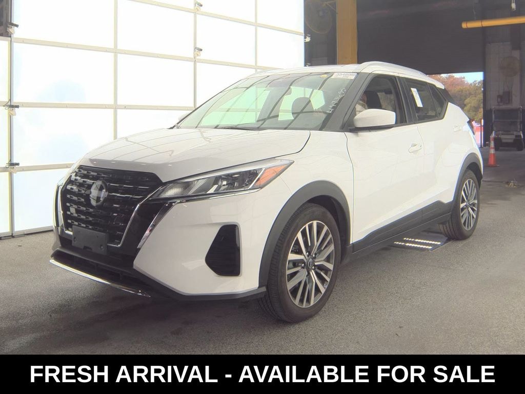 Used 2024 Nissan Kicks SV SUV
