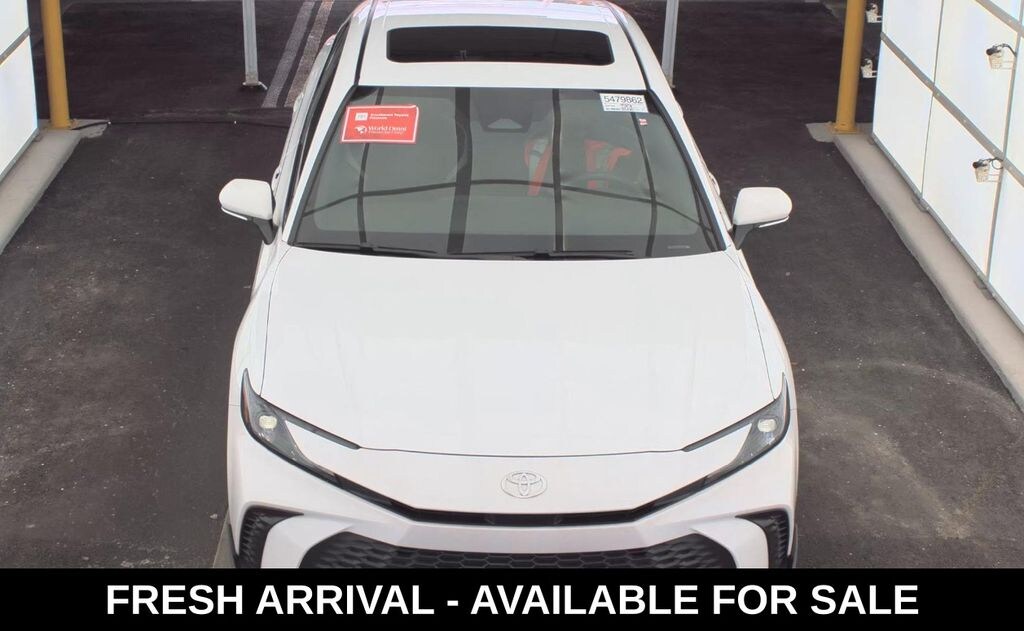 Used 2025 Toyota Camry SE Sedan