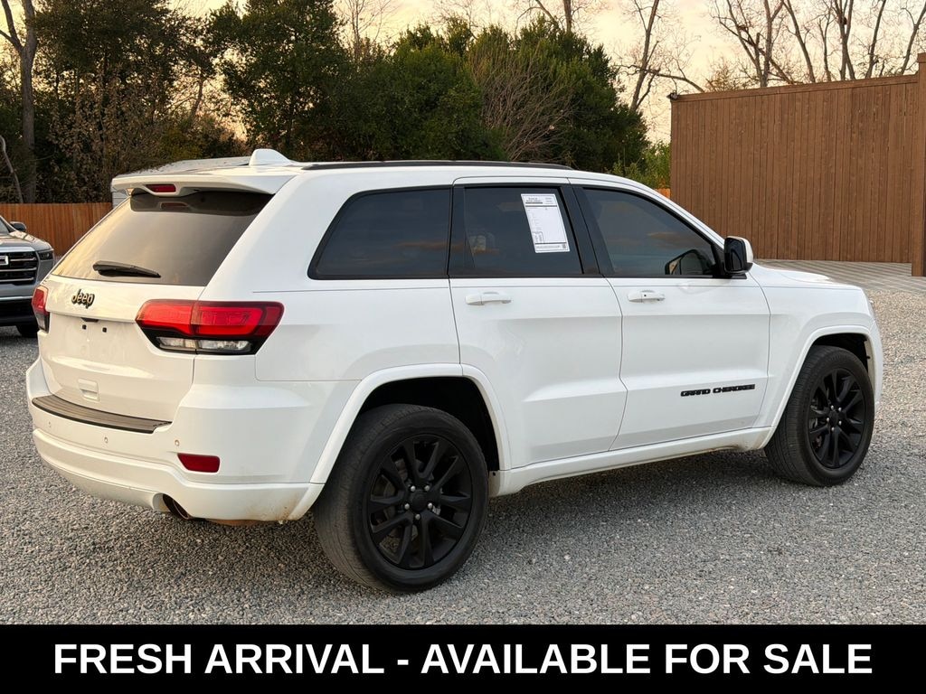 Used 2019 Jeep Grand Cherokee Altitude SUV