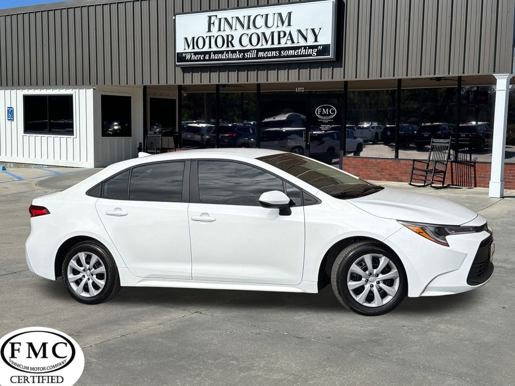 Used 2024 Toyota Corolla LE Sedan