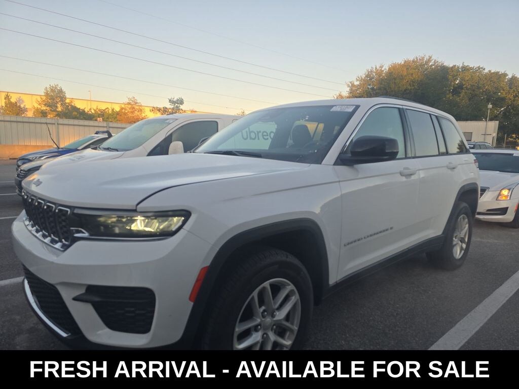 Used 2025 Jeep Grand Cherokee Laredo SUV