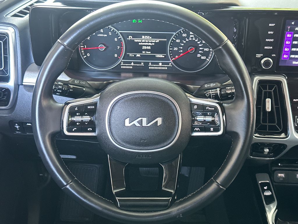 2022 Kia Sorento SX photo 4