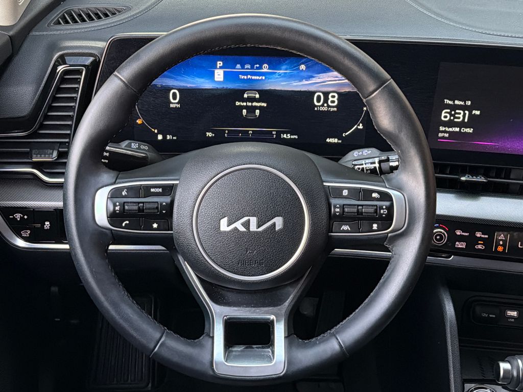 2025 Kia Sportage SX photo 3