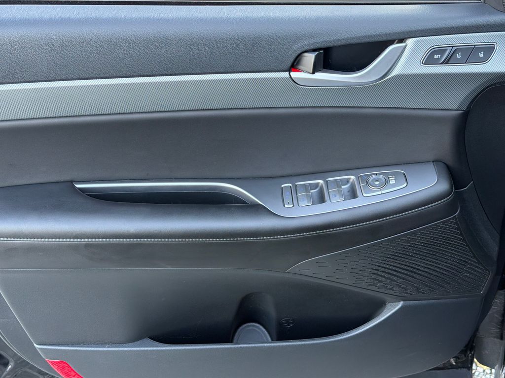 2025 Hyundai Palisade SEL photo 3