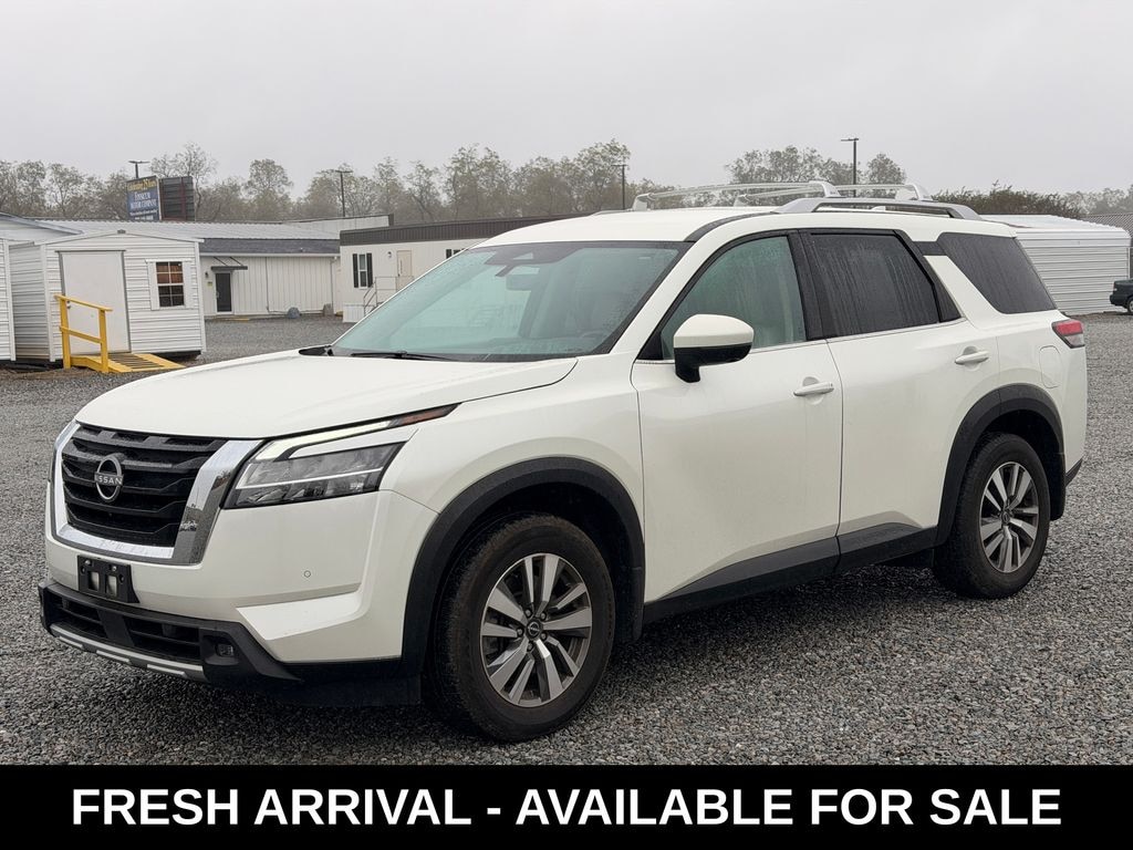 Used 2023 Nissan Pathfinder SL SUV