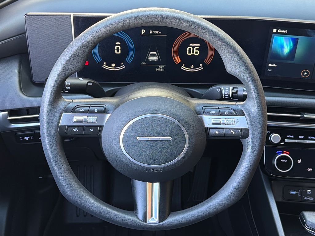 2025 Hyundai Santa Cruz SEL photo 3