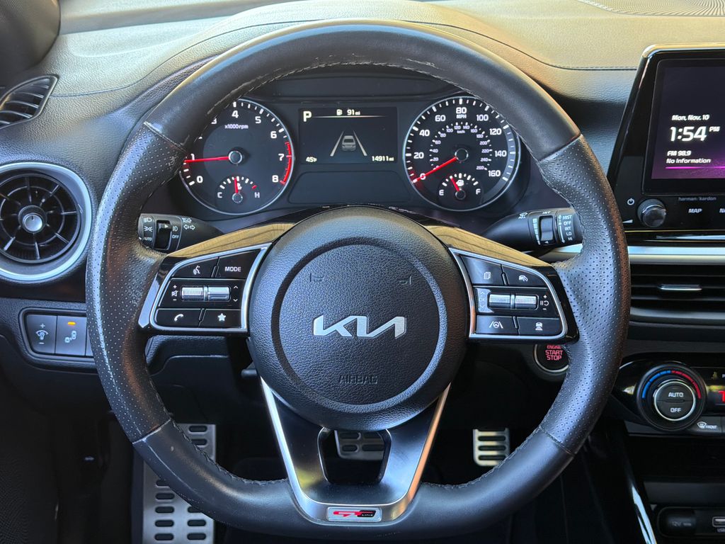 2024 Kia Forte GT-Line photo 3