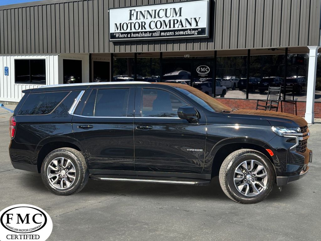 2023 Chevrolet Tahoe LS's photo