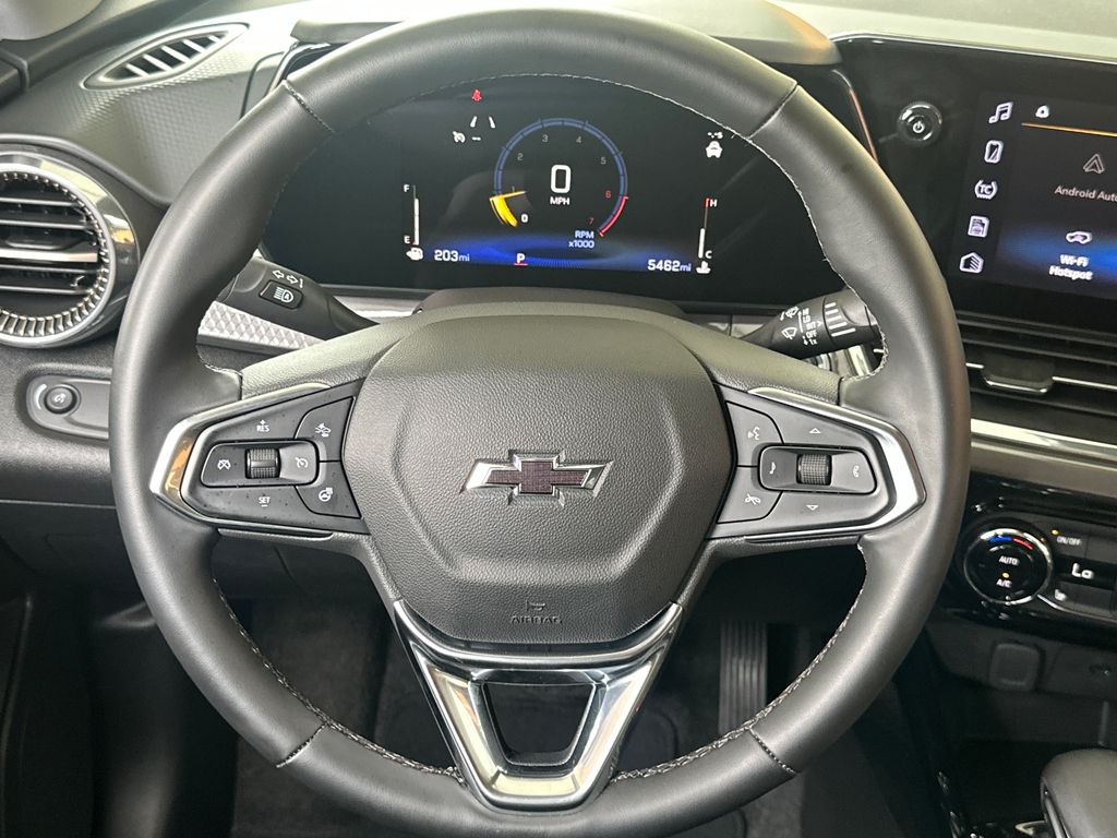2025 Chevrolet Trax ACTIV photo 4