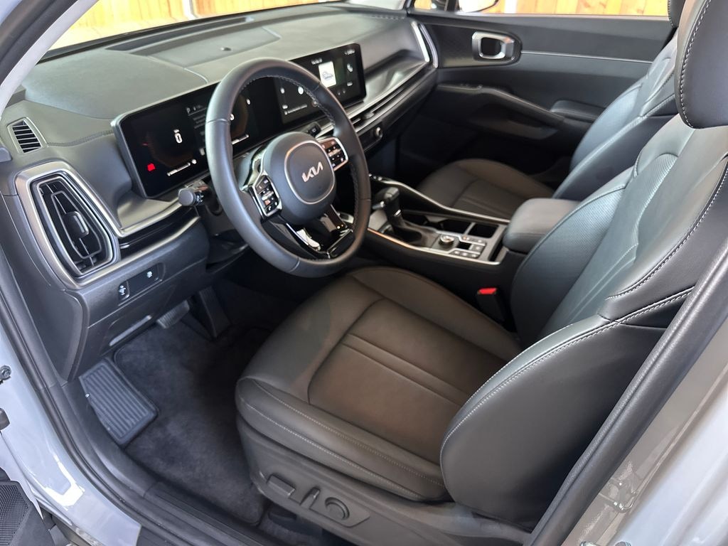 Used 2025 Kia Sorento S SUV
