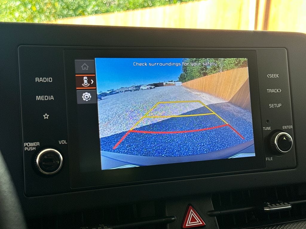 Used 2025 Kia Sportage LX SUV