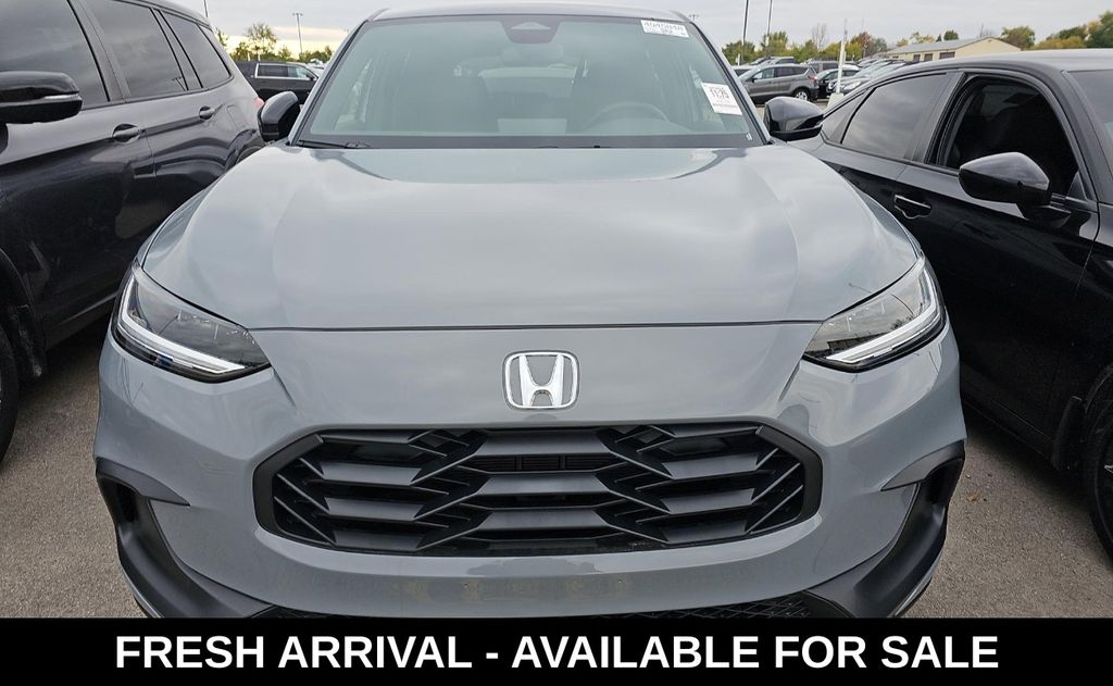 2025 Honda HR-V Sport photo 2