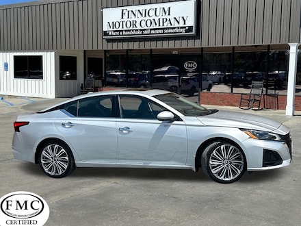 2024 Nissan Altima 2.5 SL Sedan