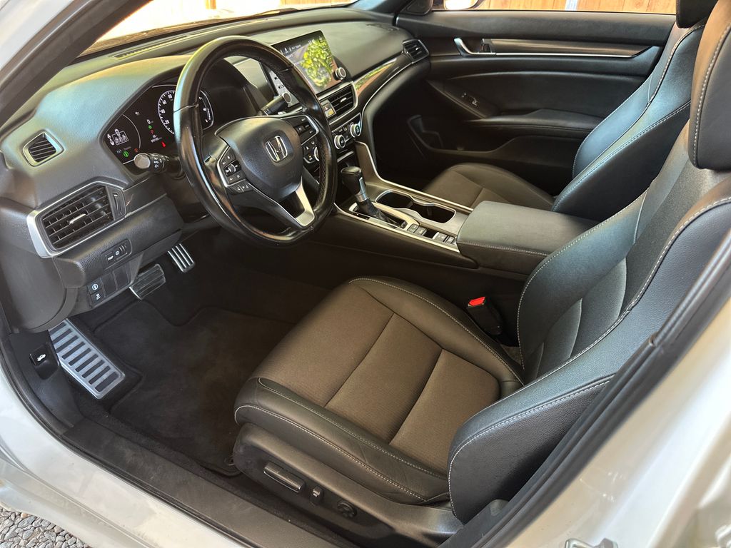 2021 Honda Accord Sport photo 2