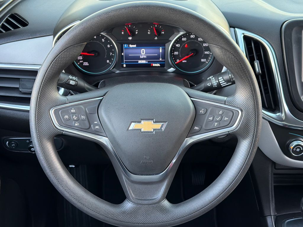 2024 Chevrolet Equinox LT photo 4