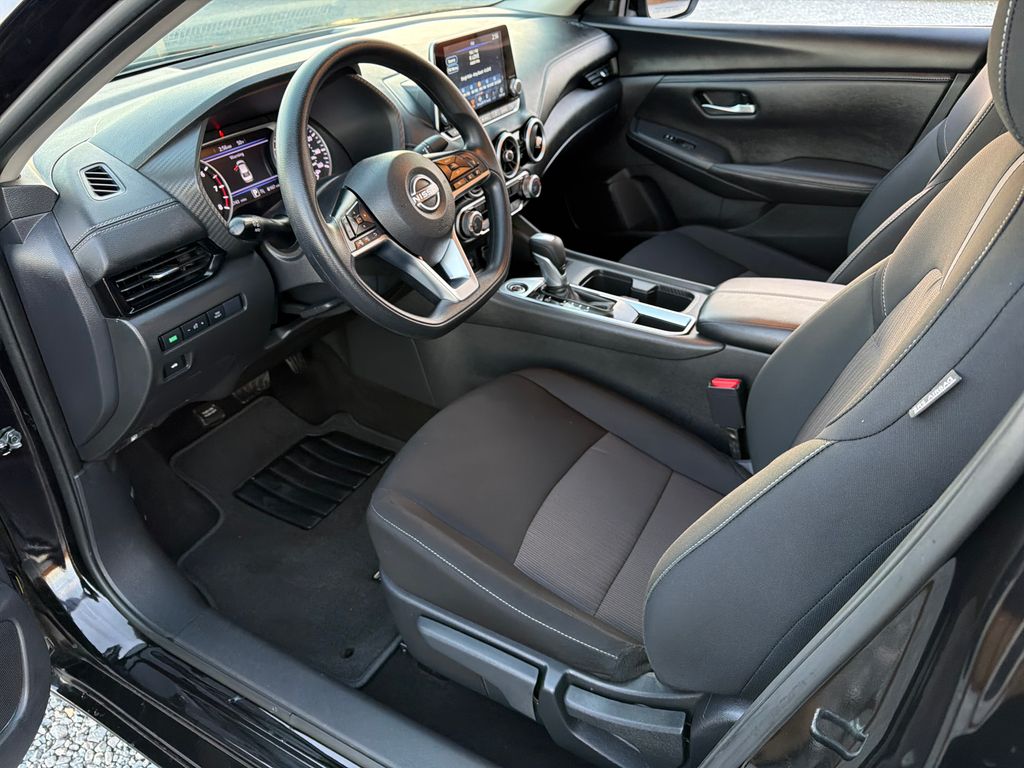 2025 Nissan Sentra SV photo 2