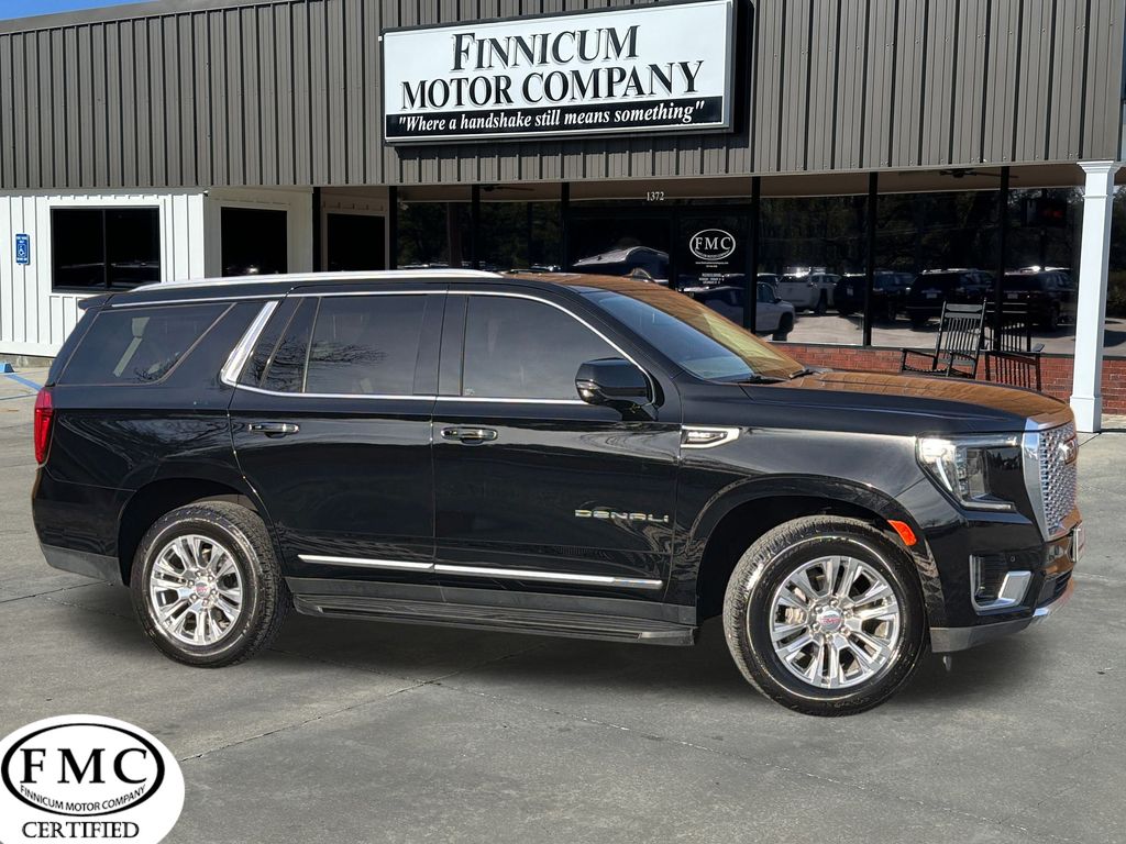 2022 GMC Yukon Denali's photo