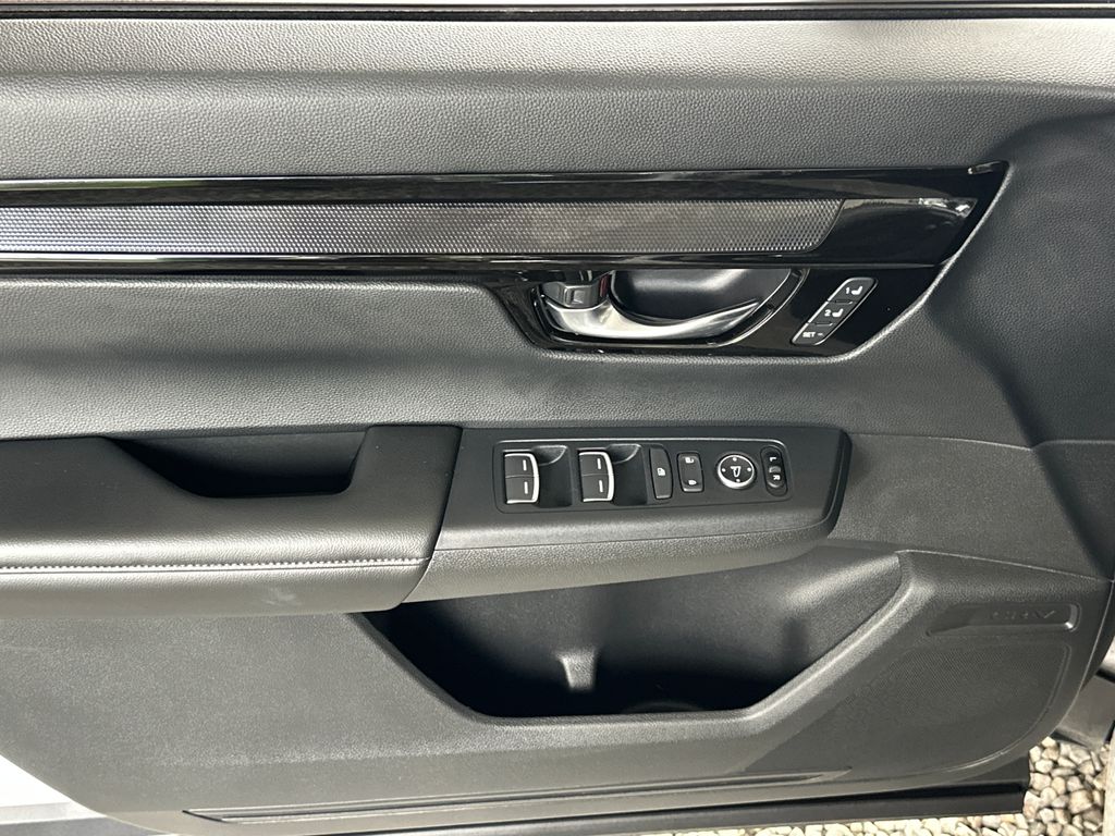2025 Honda CR-V EX-L photo 2