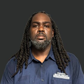 Staff member Jeremiah Roberts from ID_295758d1f3a6