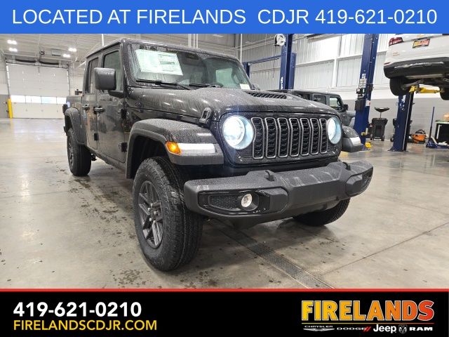 2026 Jeep Gladiator Sport S Auto's photo