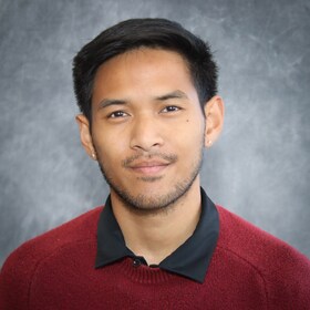 Staff member Leo Miranda from e1b685197e55