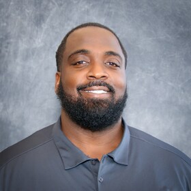 Staff member Travis Thomas from ID_152be2