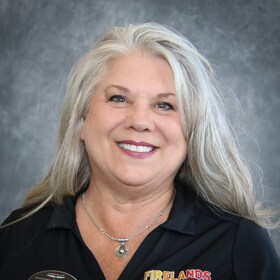 Staff member Susan Missig from e1b685197e55