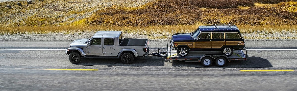 Jeep Gladiator towing Jeep